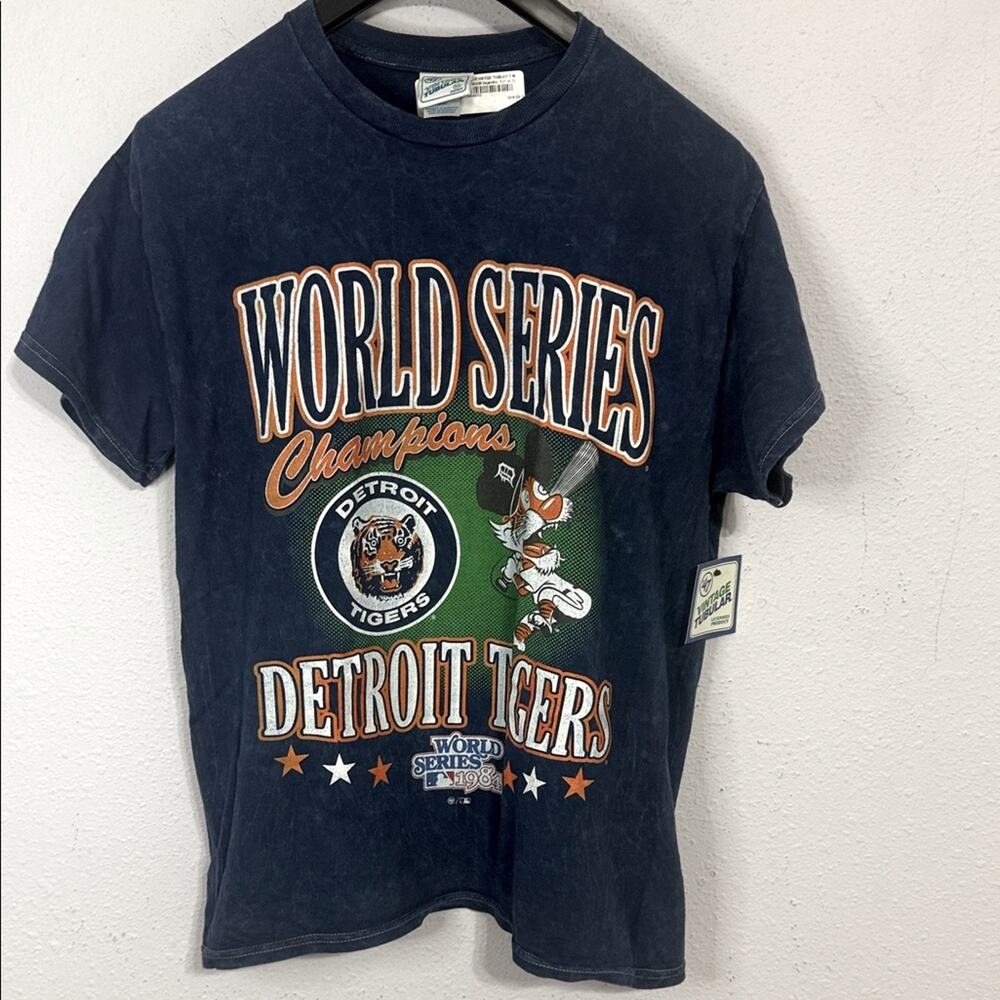 NWT Blue Detroit Tigers World Series Champions 1984 T-Shirt Size Medium